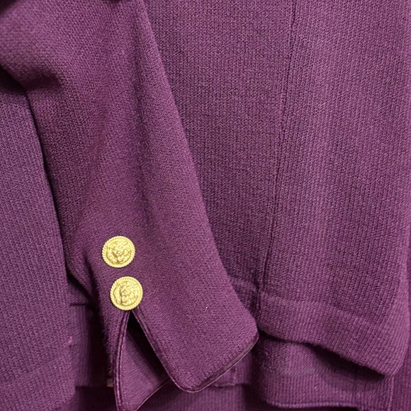 2 piece set. St. John collection size 12 sweater top and skirt - Picture 3 of 10